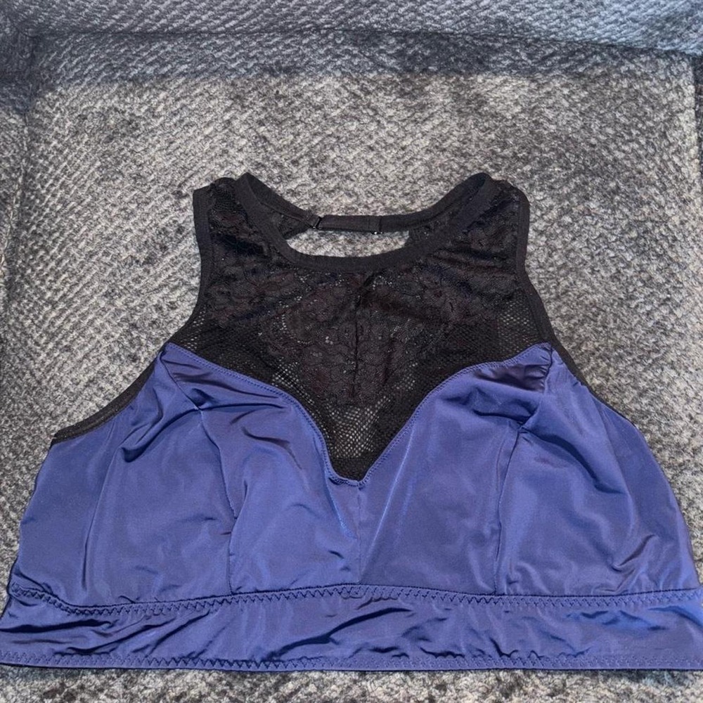 Torrid purple & black lace bralette with mesh panel, size 3 #activewear #lace